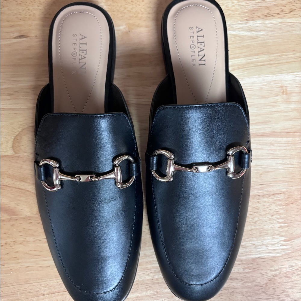New in box Alfani Garlend Black LE women mule slip on loafers size 8.5